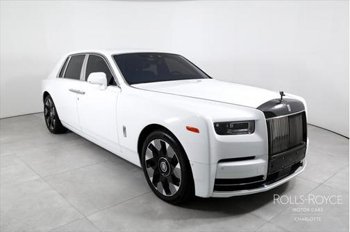 2023 Rolls-Royce Phantom Sedan