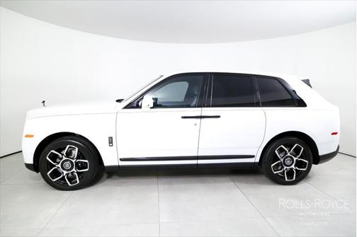 White 2023 Rolls-Royce Cullinan SUV