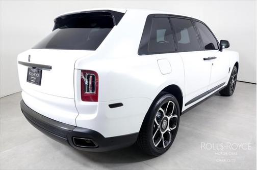 White 2023 Rolls-Royce Cullinan SUV