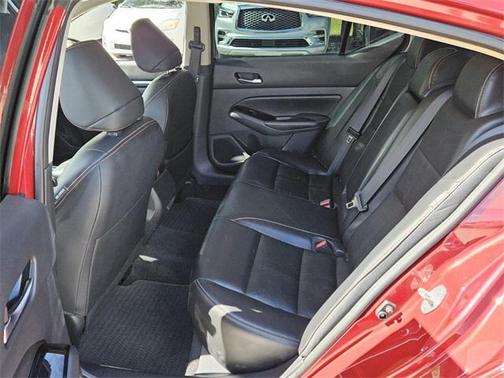 2023 Nissan Altima SR FWD
