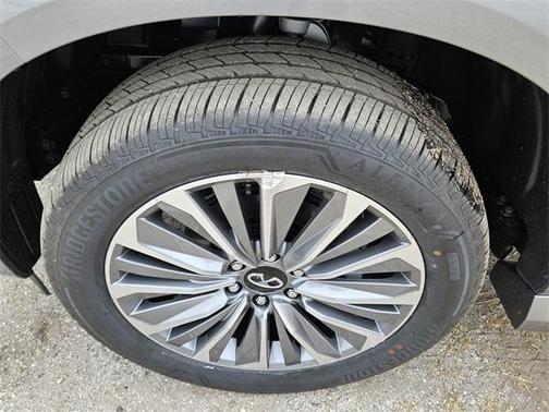 2025 INFINITI QX80 SENSORY AWD