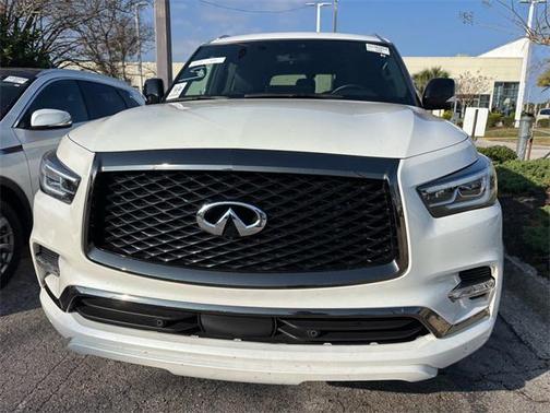 2024 INFINITI QX80 SENSORY AWD