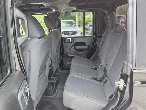 2024 Jeep Gladiator Sport S
