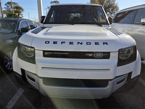 2025 Land Rover Defender 110 P300