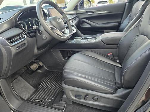 2024 INFINITI QX60 Luxe