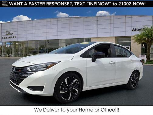 Aspen White Tricoat 2024 Nissan Versa 1.6 S