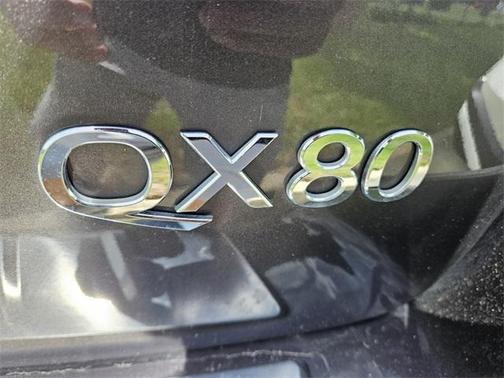 2024 INFINITI QX80 SENSORY AWD