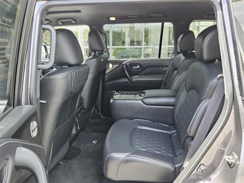 2024 INFINITI QX80 SENSORY AWD