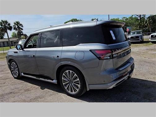 2025 INFINITI QX80 SENSORY AWD