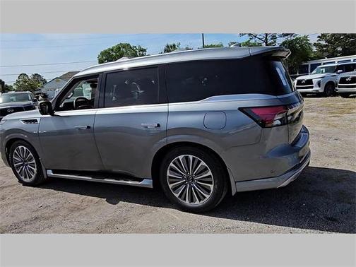 2025 INFINITI QX80 SENSORY AWD