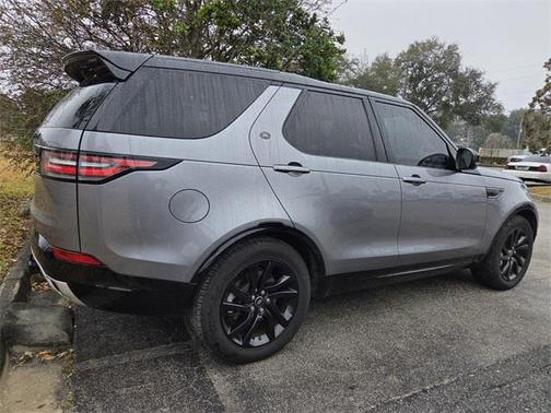 2020 Land Rover Discovery Landmark Edition