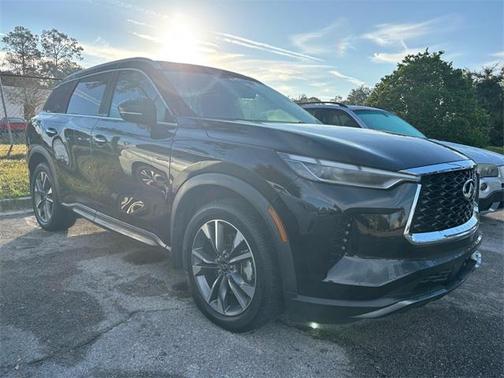2022 INFINITI QX60 Luxe