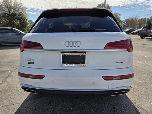 2024 Audi Q5 45 S line Premium Plus