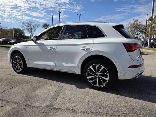 2024 Audi Q5 45 S line Premium Plus