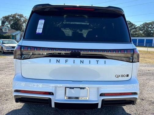 2026 INFINITI QX80 AUTOGRAPH AWD
