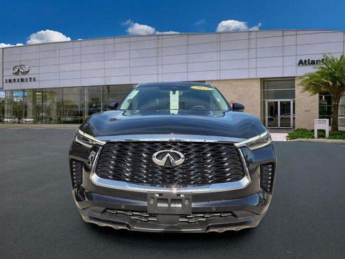 Mineral Black 2023 INFINITI QX60 Luxe