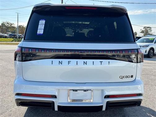 2026 INFINITI QX80 AUTOGRAPH AWD