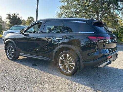 2022 INFINITI QX60 Luxe