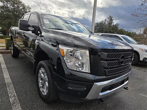 2024 Nissan Titan XD SV