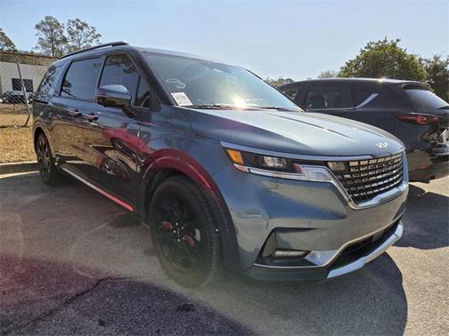 2024 Kia Carnival SX