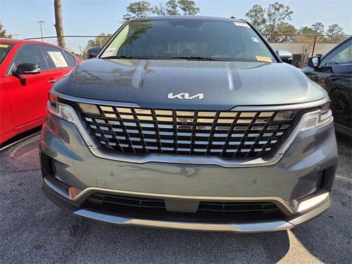 2024 Kia Carnival SX