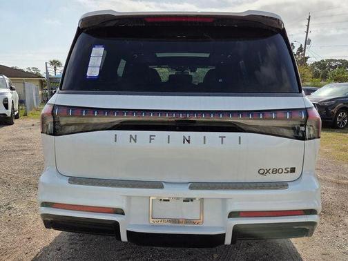 Radiant White 2026 INFINITI QX80 SPORT AWD