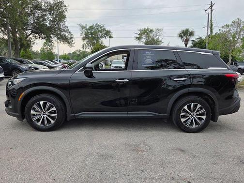 Mineral Black 2025 INFINITI QX60 Pure