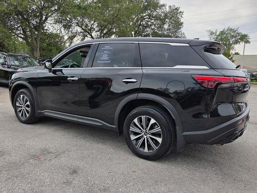 Mineral Black 2025 INFINITI QX60 Pure