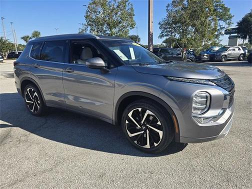 2023 Mitsubishi Outlander SEL Black Edition 2WD