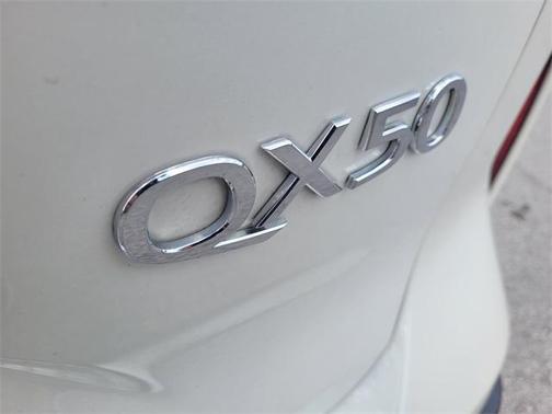 2022 INFINITI QX50 SENSORY