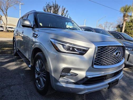 2021 INFINITI QX80 Luxe