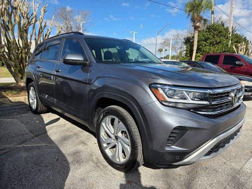 2022 Volkswagen Atlas 3.6L SE w/Technology