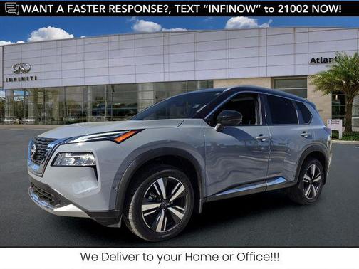 Boulder Gray Pearl/Super Black 2023 Nissan Rogue Platinum