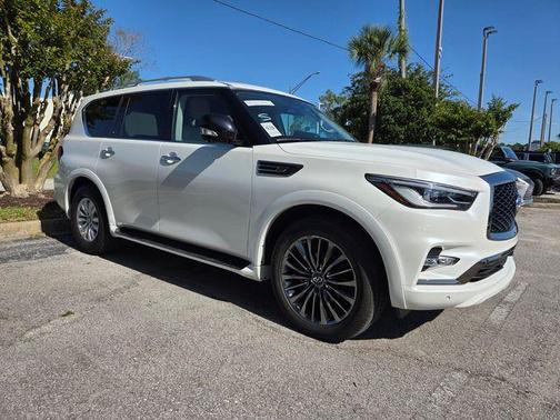Moonstone White 2024 INFINITI QX80 PREMIUM SELECT AWD