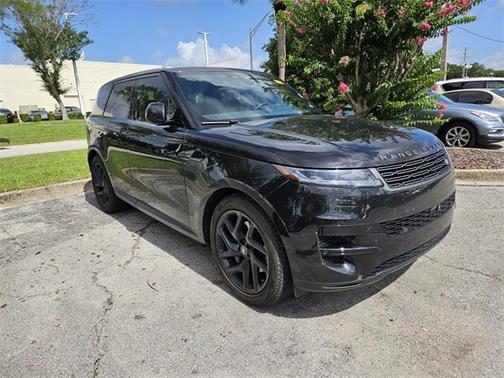 2024 Land Rover Range Rover Sport SE