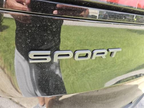 2024 Land Rover Range Rover Sport SE