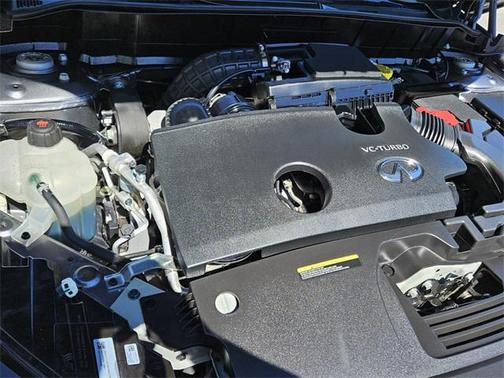 2024 INFINITI QX50 LUXE