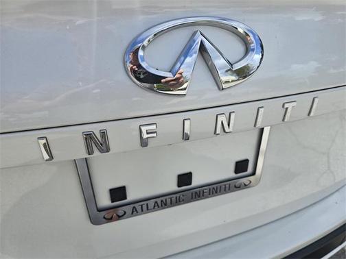 2022 INFINITI QX50 LUXE AWD