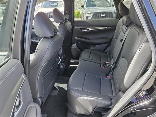 2025 INFINITI QX50 Luxe AWD