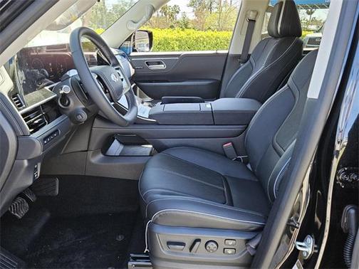 2025 INFINITI QX80 SENSORY AWD