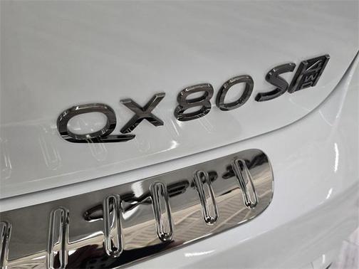 2026 INFINITI QX80 SPORT