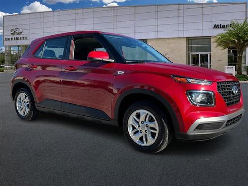 2023 Hyundai VENUE SE