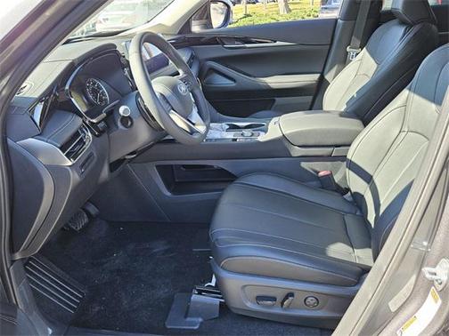 2025 INFINITI QX60 Pure