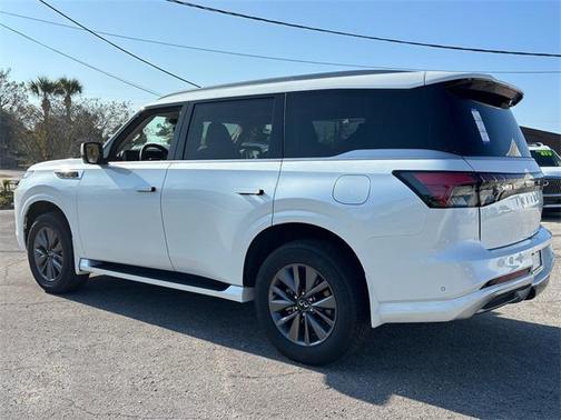 2026 INFINITI QX80 PURE