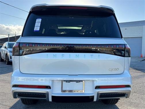 2026 INFINITI QX80 PURE