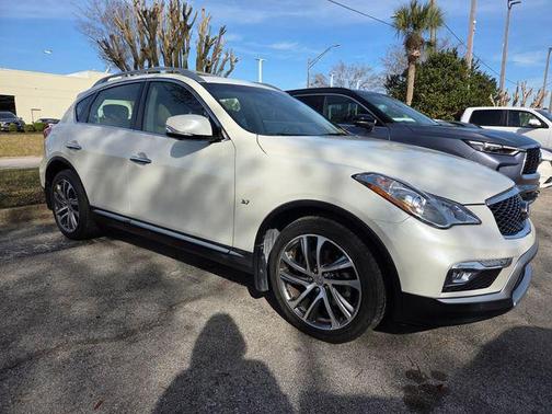 2017 INFINITI QX50 Base