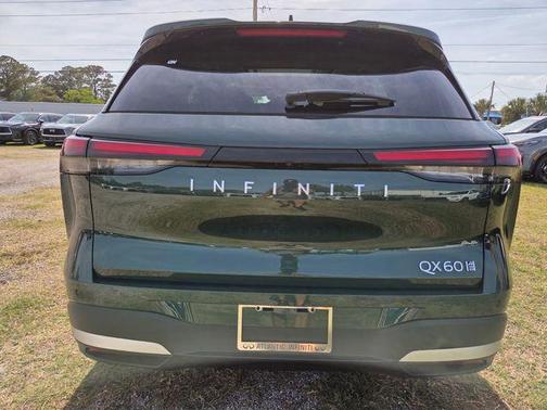 Deep Emerald 2027 INFINITI QX60 LUXE AWD