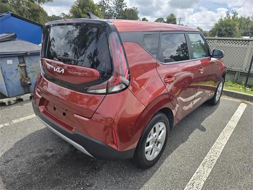 2024 Kia Soul LX