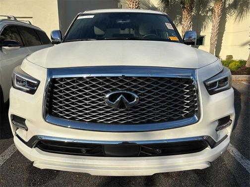 2024 INFINITI QX80 SENSORY AWD
