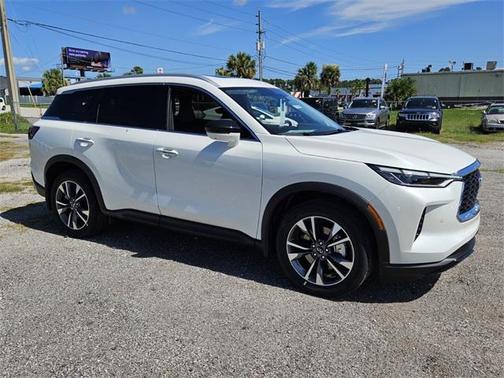 2025 INFINITI QX60 Luxe
